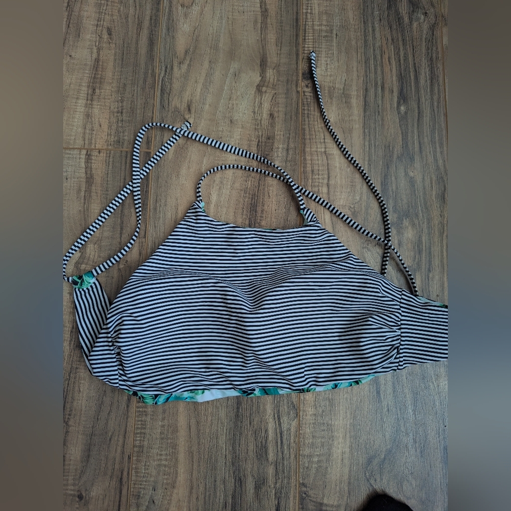 Reversible women's bikini top halter black and white stripe green floral 14x10